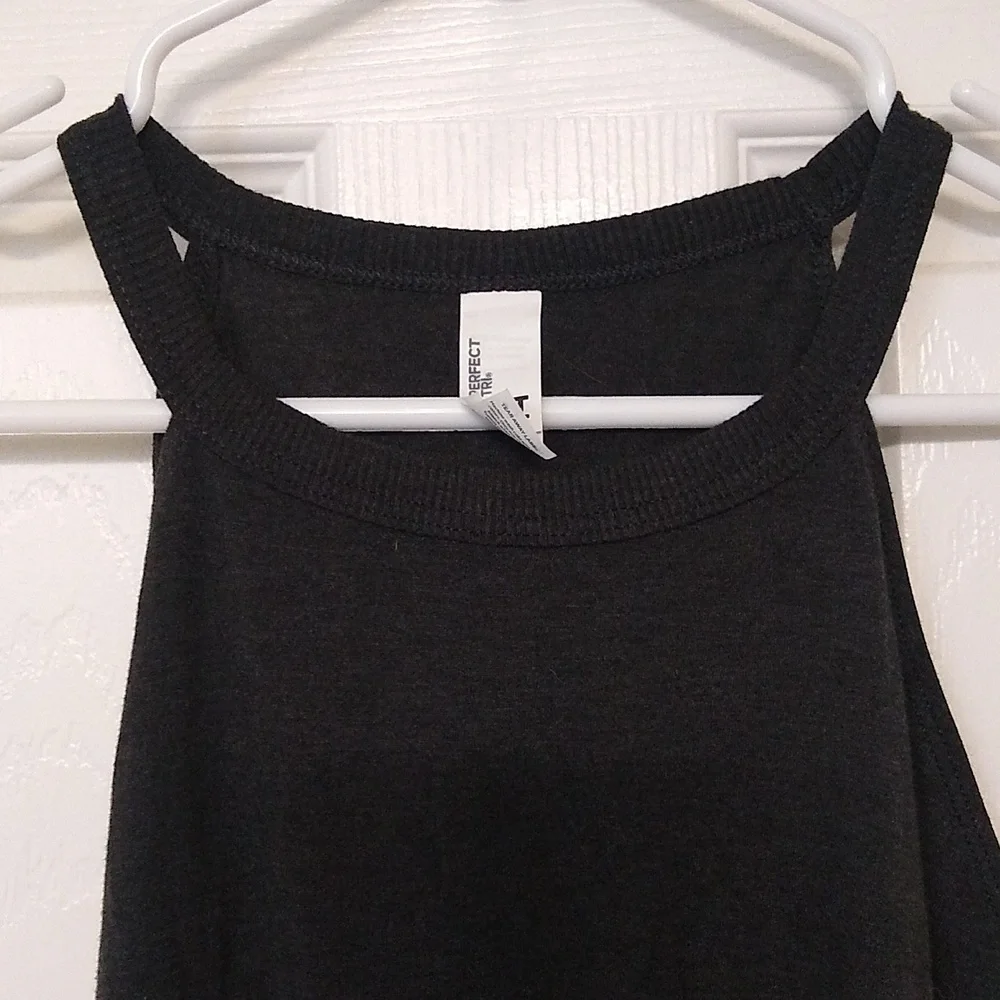 Grey Rocker Tank - Picture 2 of 4
